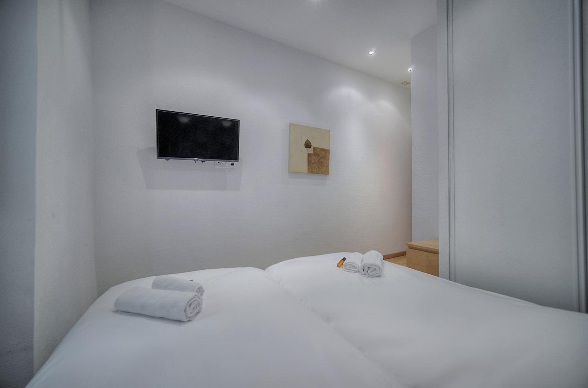 Moderne 3 Pieces Idealement Situe Centre De Cannes L! A2B22 Exterior foto